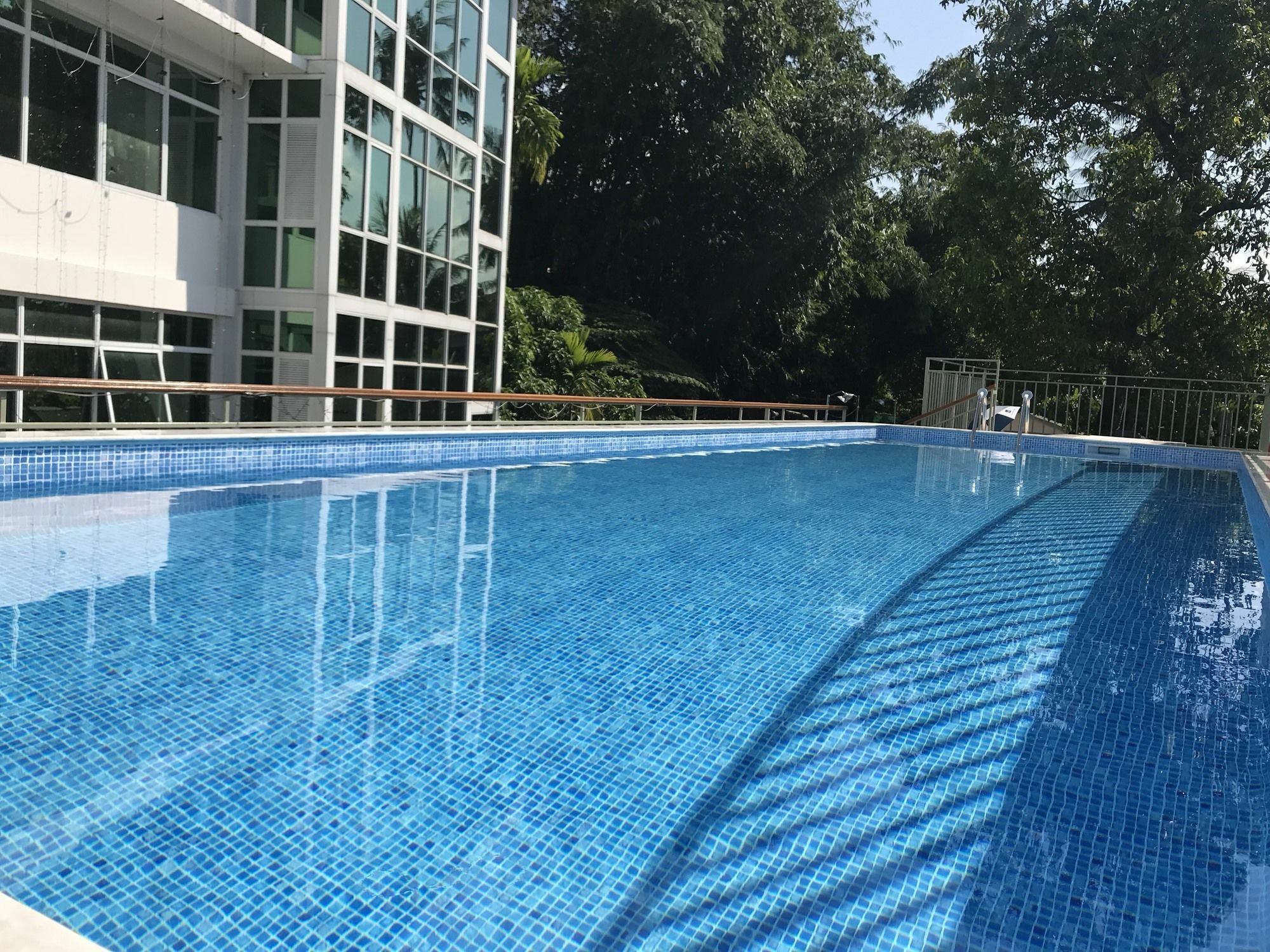 Sky View Hotel Yangon Exterior foto