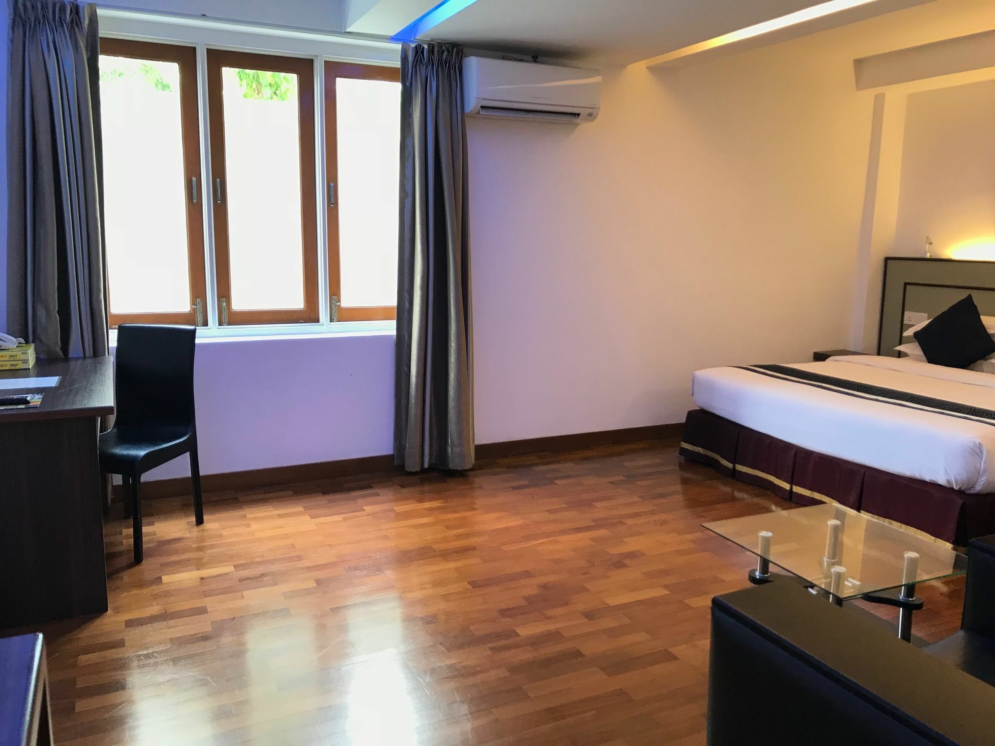 Sky View Hotel Yangon Exterior foto