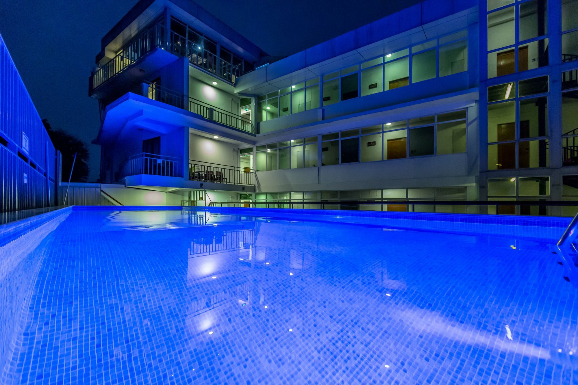 Sky View Hotel Yangon Exterior foto